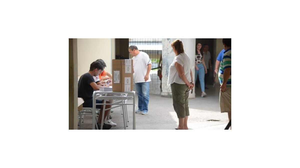 Elecciones En Tucumán Se Vota Con Normalidad