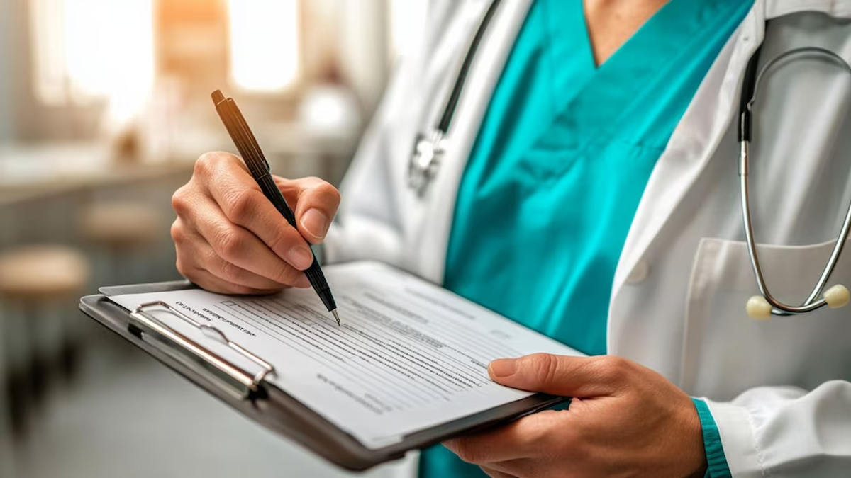 El organismo argentino señaló que algunas pastas dentales disponibles en el país contienen fluoruro de estaño como agente anticaries (Imagen ilustrativa Infobae)