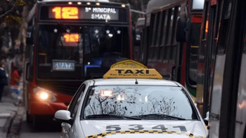 Carril exclusivo para ómnibus: ¿qué pasará con los taxis?