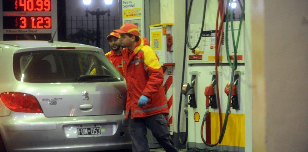Shell se suma a Axion y da marcha atrás con aumentos de la nafta