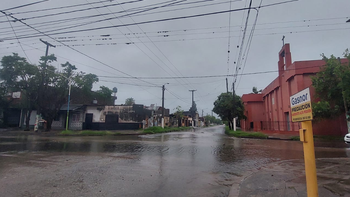 En la capital tucumana el temporal dejó anegamientos temporales