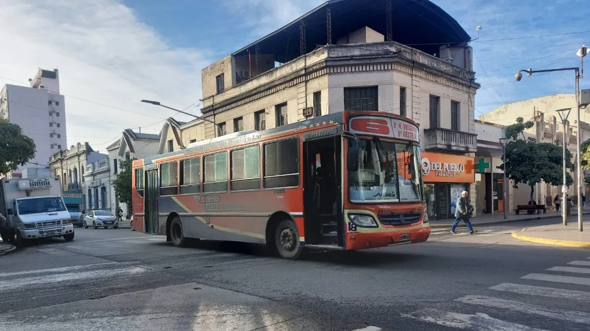 Boleto de colectivos ya entró en vigencia la nueva tarifa