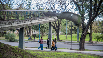 Será removido el puente peatonal de avenida Benjamín Aráoz