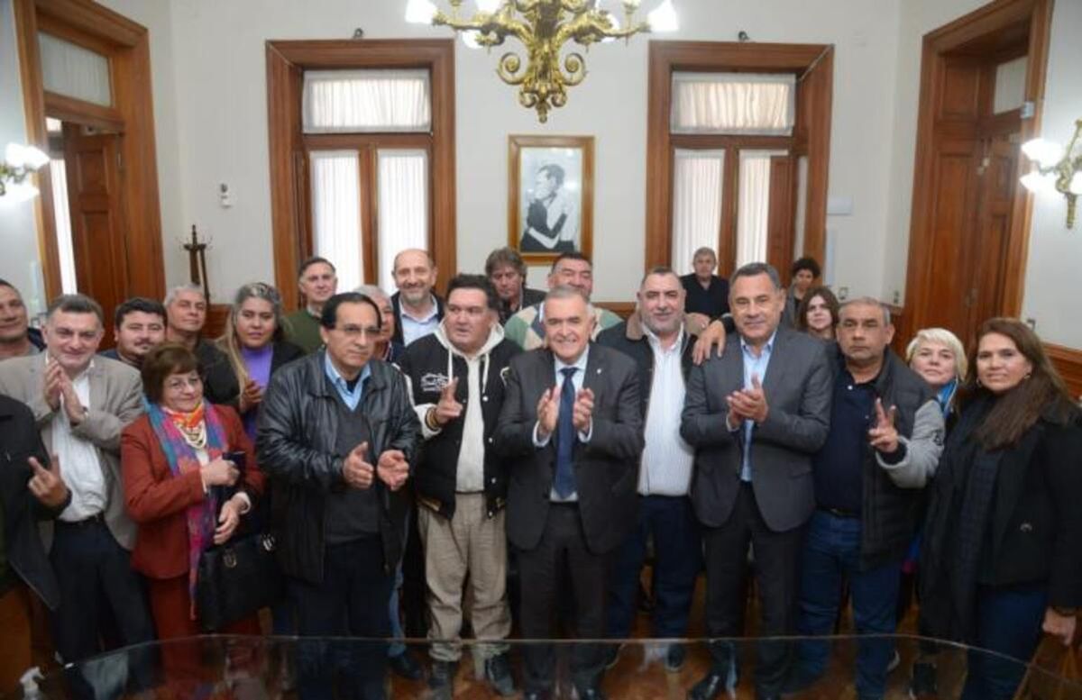 Jaldo llegó a un acuerdo con el Frente de Gremios Estatales