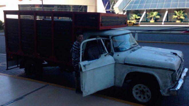 Insólito: El vehículo contratado por AFA para trasladar la utilería de México