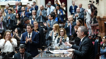 Manuel Adorni afirmó que no va a renunciar