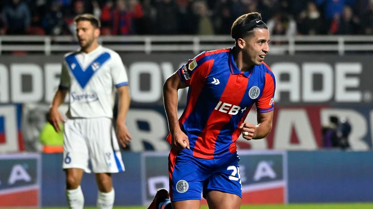 Torneo Clausura: San Lorenzo le ganó a Vélez y es líder de la zona B Torneo Clausura: San Lorenzo le ganó a Vélez y es líder de la zona B