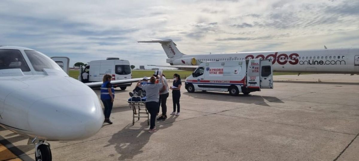 El avión sanitario trasladó a tres pacientes tucumanos