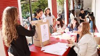 UNT: los estudiantes eligieron tres representantes por facultad