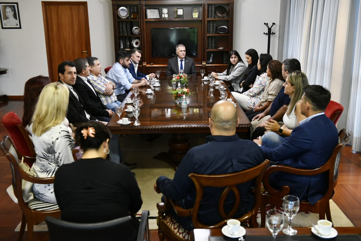 Dirigentes de Concepci&oacute;n con Jaldo.