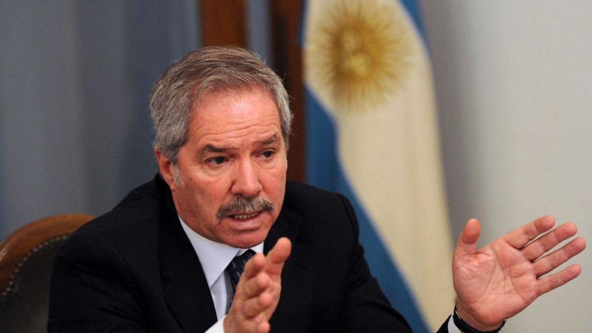 Felipe Solá en Diputados: Ya volvieron 154.000 argentinos