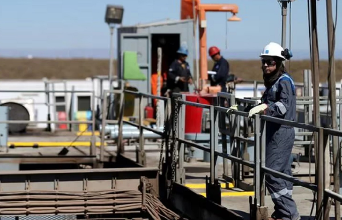 Ganancias: un sindicato petrolero amenaza con paro y demoras en la provisión de combustible. (Foto: La Brújula 24)