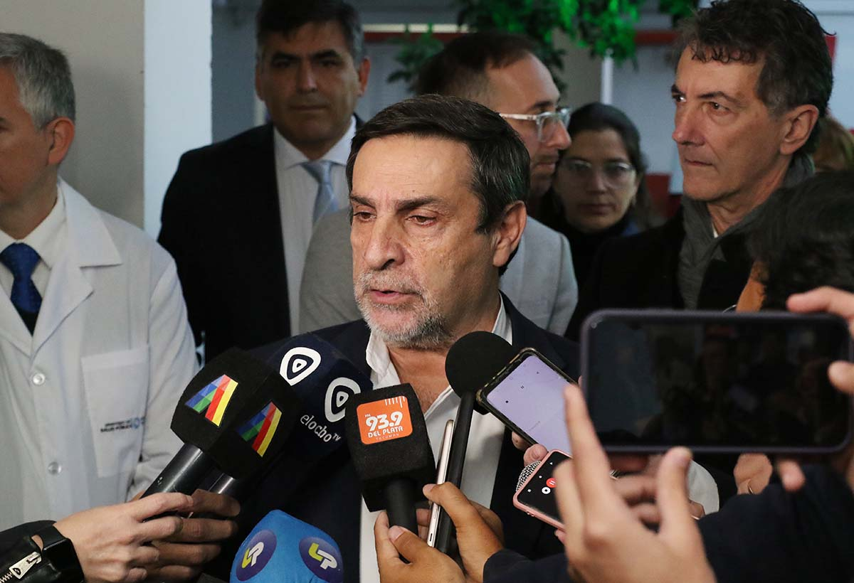 Medina Ruiz habl&oacute; de la vacunaci&oacute;n contra el dengue a trabajadores esenciales. Foto MSPT