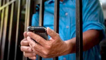 El Gobierno bloqueará teléfonos celulares en las cárceles federales