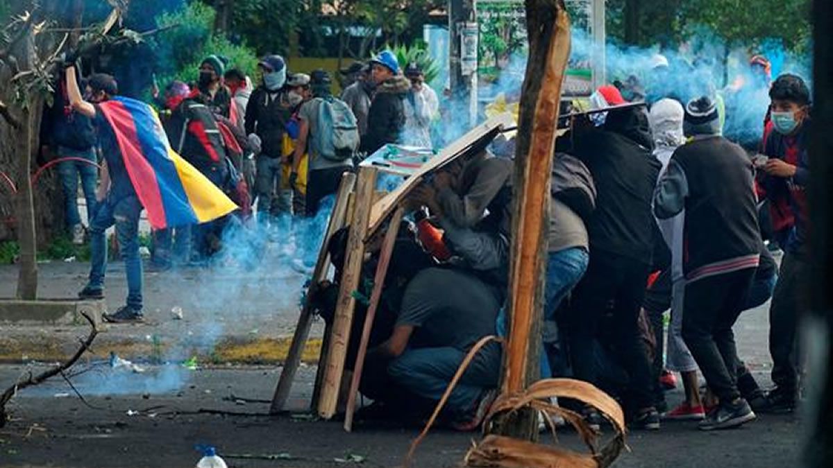 Represión a movimientos indígenas: en Ecuador hay cuatro muertos