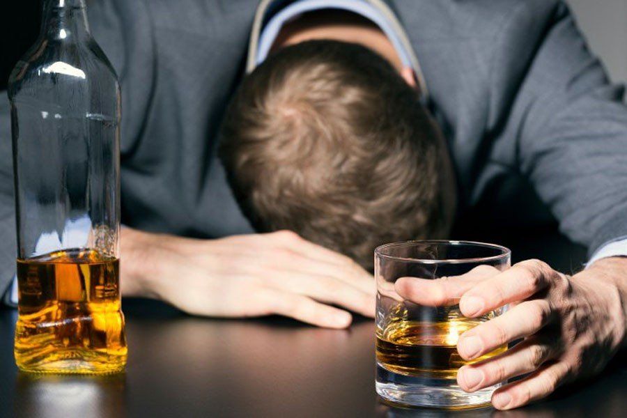 La importancia de prevenir el uso nocivo del alcohol