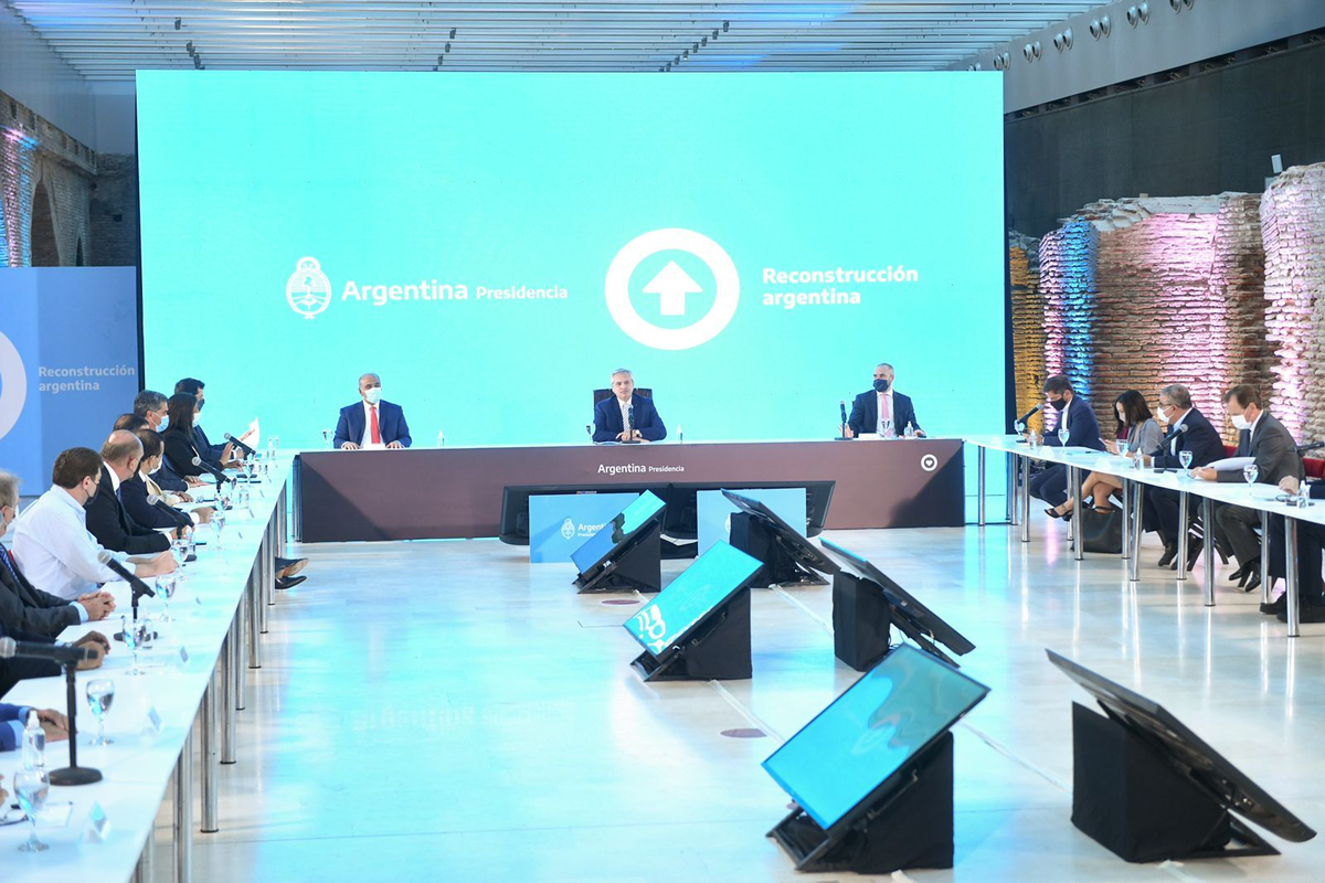 Alberto Fernández: La palabra ajuste está desterrada de la discusión con el FMI