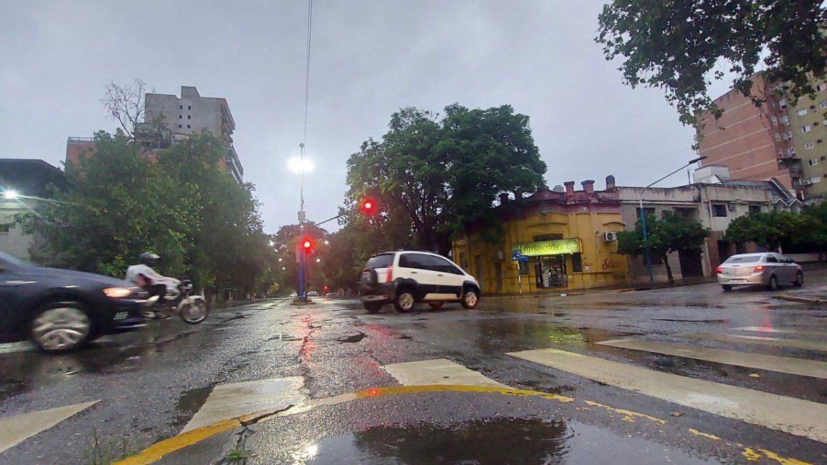 Un domingo con alerta por tormentas fuertes en Tucumán