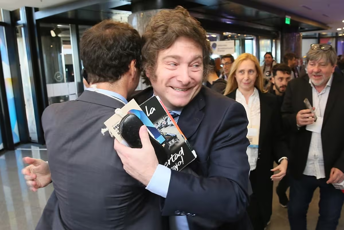 Milei estará en la última jornada del Coloquio, en Mar del Plata. Fotografía: La Nación. Milei estará en la última jornada del Coloquio, en Mar del Plata. Fotografía: La Nación.