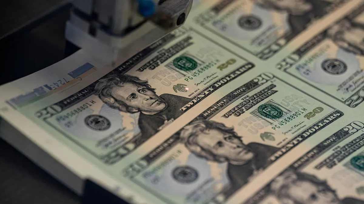 El dólar se estabiliza tras el 