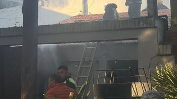 Bomberos Voluntarios de Yerba Buena controlaron un incendio en una vivienda