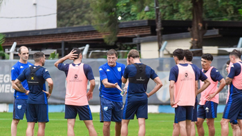 Falcioni inicia su ciclo en Atlético ante Aldosivi en el Monumental