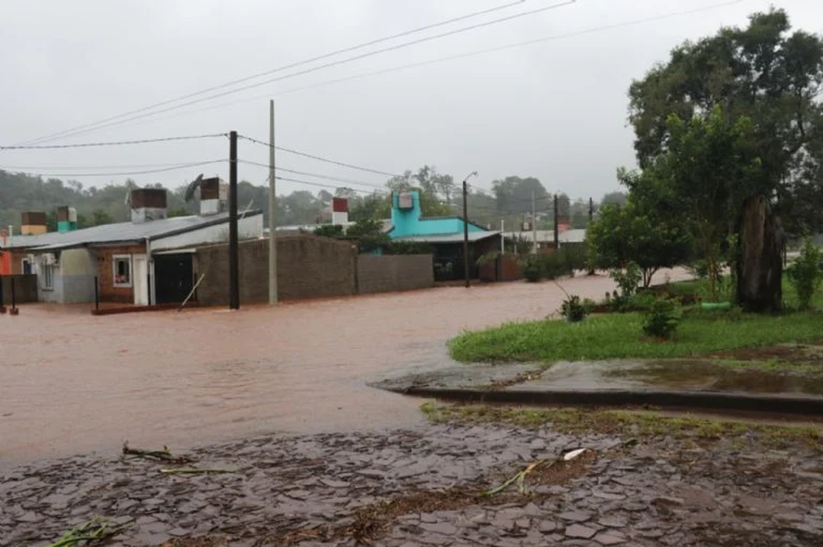 Misiones: las lluvias provocaron desbordes y hay familias evacuadas. (Foto: MDZ Online)