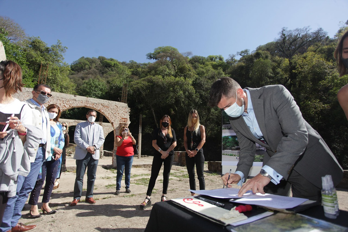 La Dra Carolina Vanni, vocera del grupo inversor, dijo que la inversi&oacute;n para la obra de restauraci&oacute;n de la Primera Confiter&iacute;a en San Javier ronda los $60 millones.