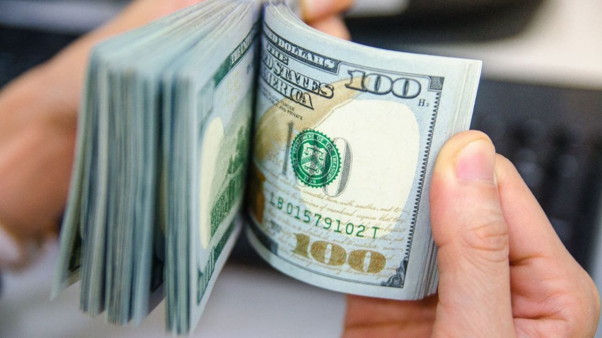 El dólar blue subió $10 y registró un nuevo récord