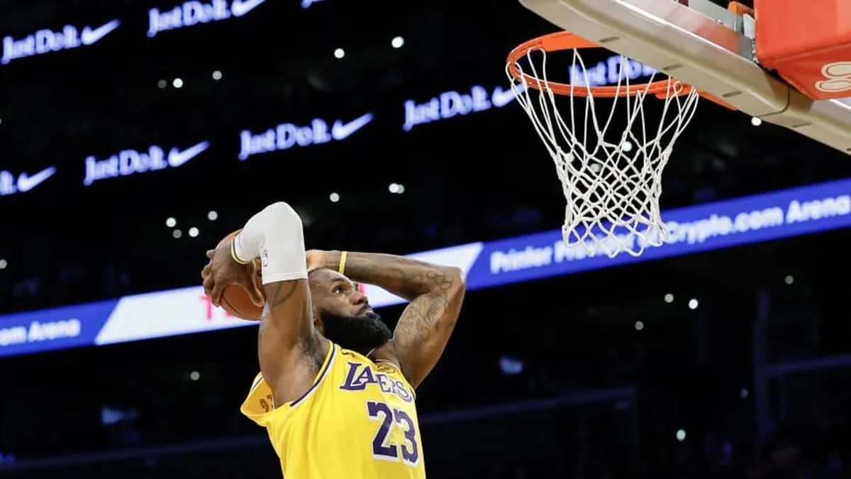 La NBA aprobó la millonaria venta de Los Ángeles Lakers La NBA aprobó la millonaria venta de Los Ángeles Lakers
