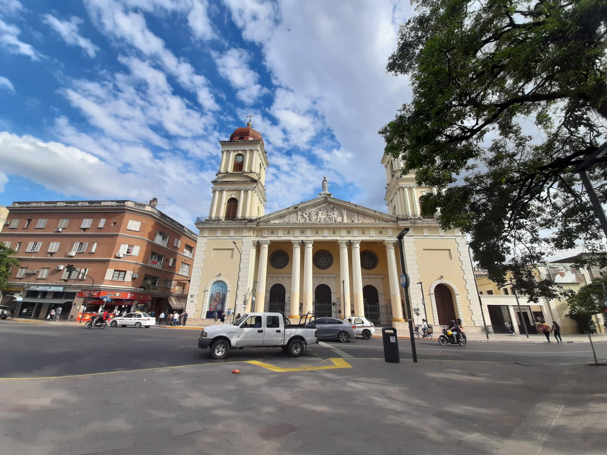 El tiempo en Tucumán: cielo despejado y jornada agradable