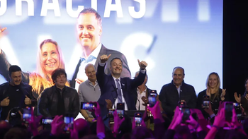 Manuel Adorni celebró su triunfo en CABA: 