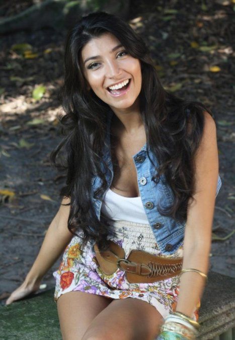 Solange Abraham ahora es rubia