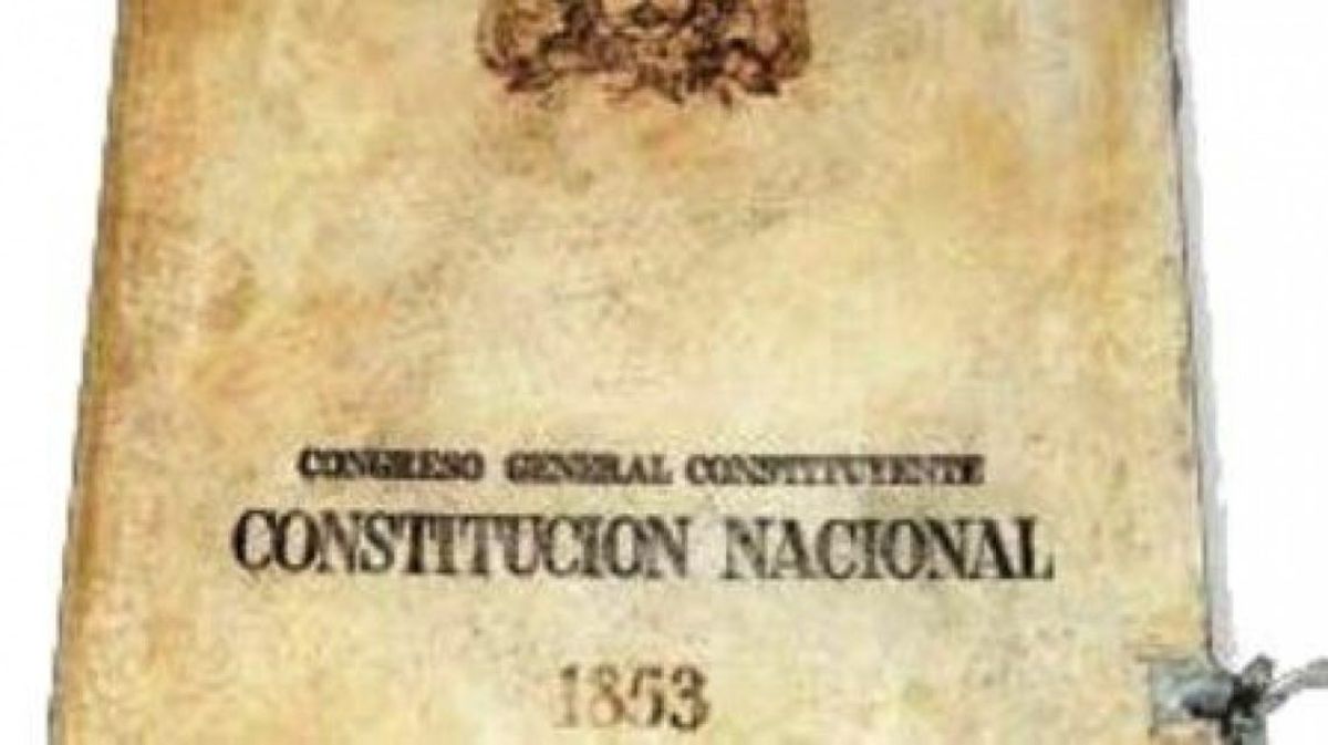 La Constitución Nacional de 1853 será parte de la firma del Acta de Mayo