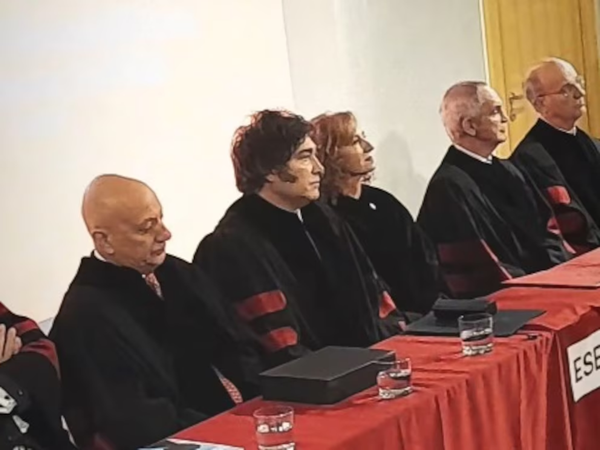 Milei y Huerta de Soto en el evento en ESEADE (Foto: Infobae)