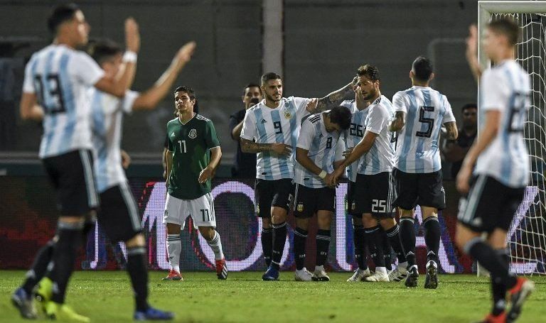 Argentina se impuso ante México por 2 a 0