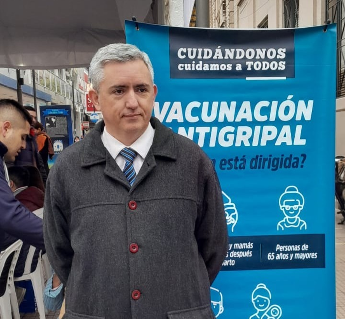 Operativo de vacunación en peatonal Mendoza y Muñecas. Operativo de vacunación en peatonal Mendoza y Muñecas.