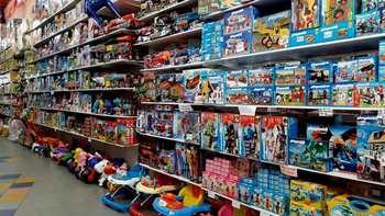 Jugueteros bajan algunos precios esperando mejorar sus ventas