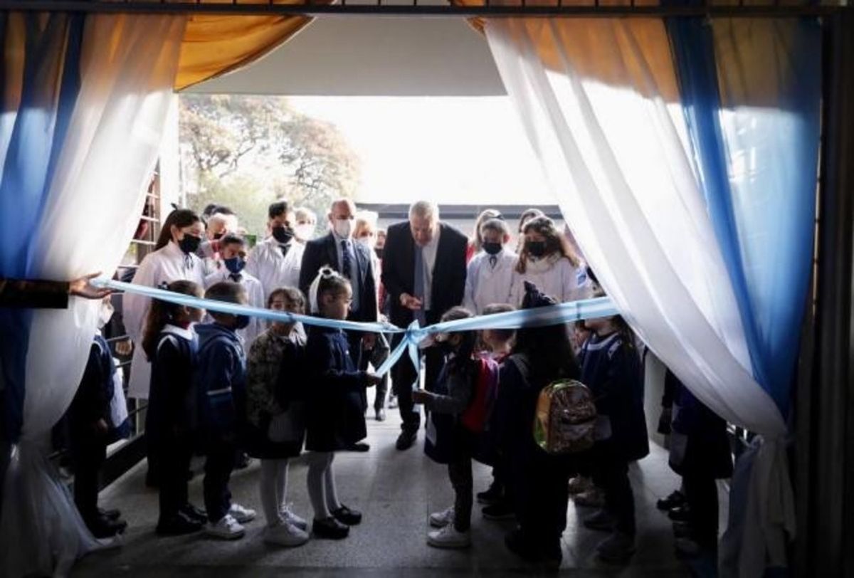 Perczyk y Lichtmajer inauguraron la Nueva Escuela de Nivel Inicial Benjamín Matienzo