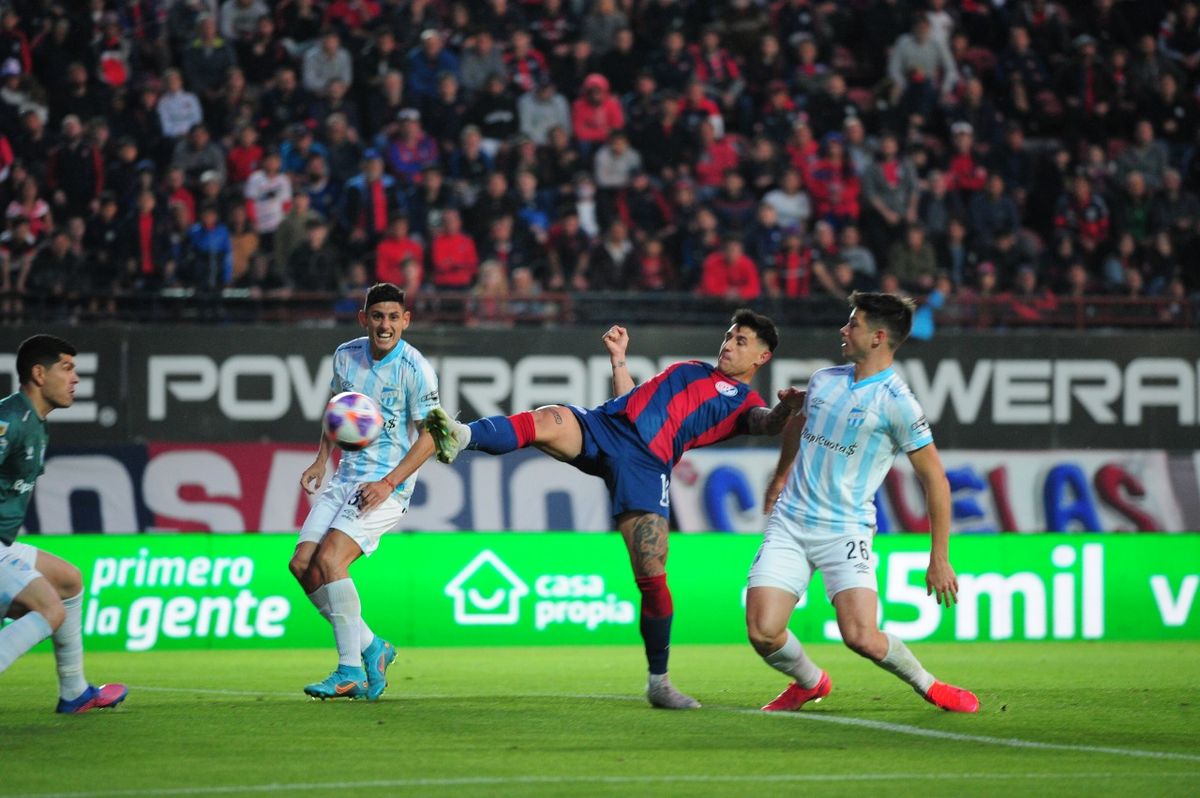 Atlético Tucumán igualó 1 a 1 ante San Lorenzo y sigue puntero