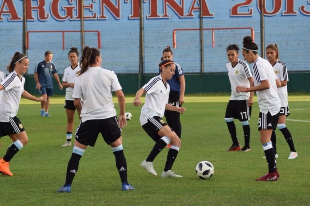 Es la hora de alentarlas: Argentina va por el Mundial ante Panamá