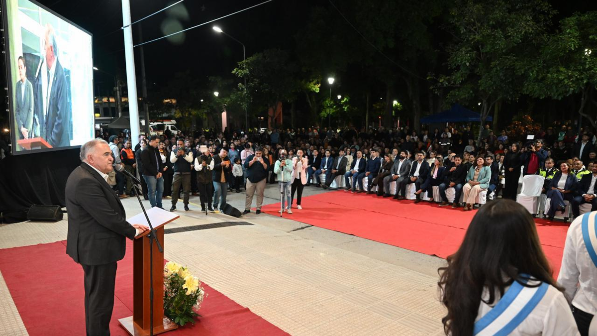 Jaldo inauguró un Centro de Educación Tecnológica y de Idiomas en Bella Vista