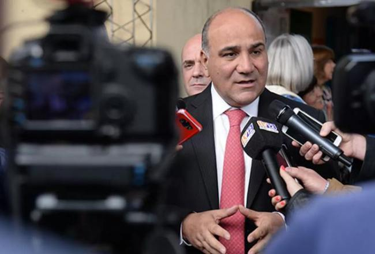 El gobernador habló del Acueducto de Vipos.