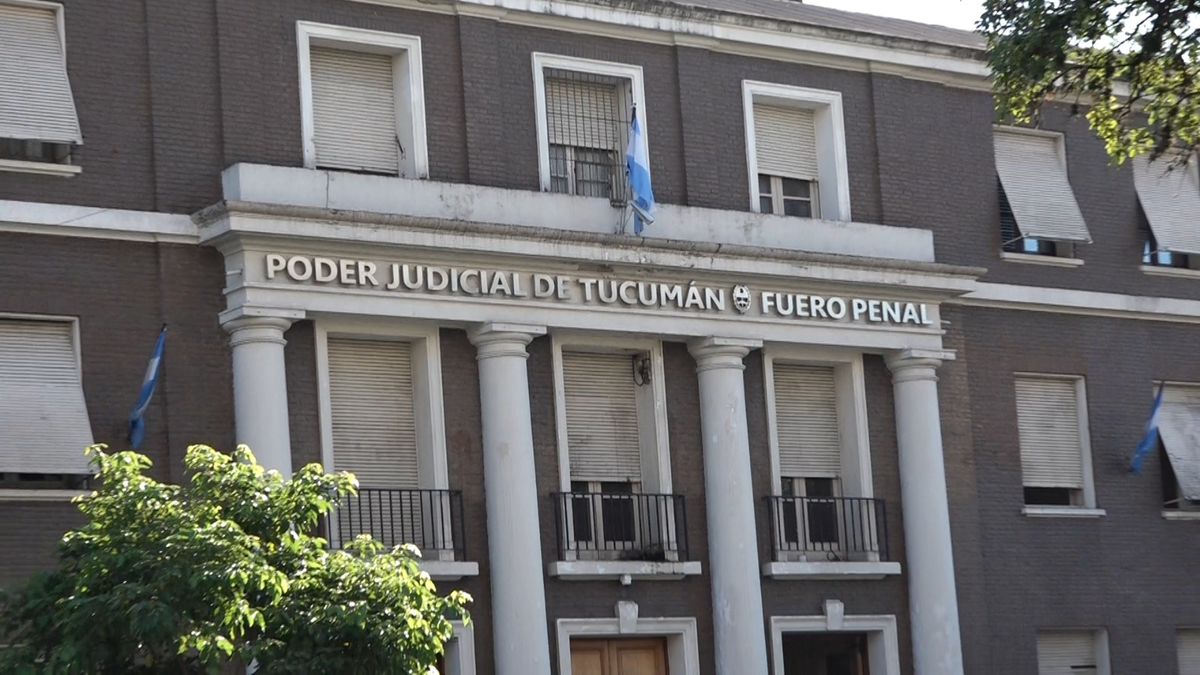 Juicio Abreviado: Aplican prisión y reparación económica a un sujeto por robar a un taxista