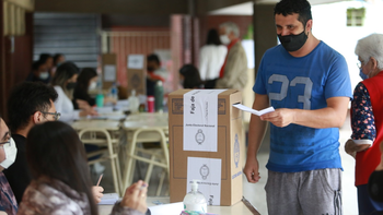 El lunes no habrá clases en los establecimientos educativos donde se vote