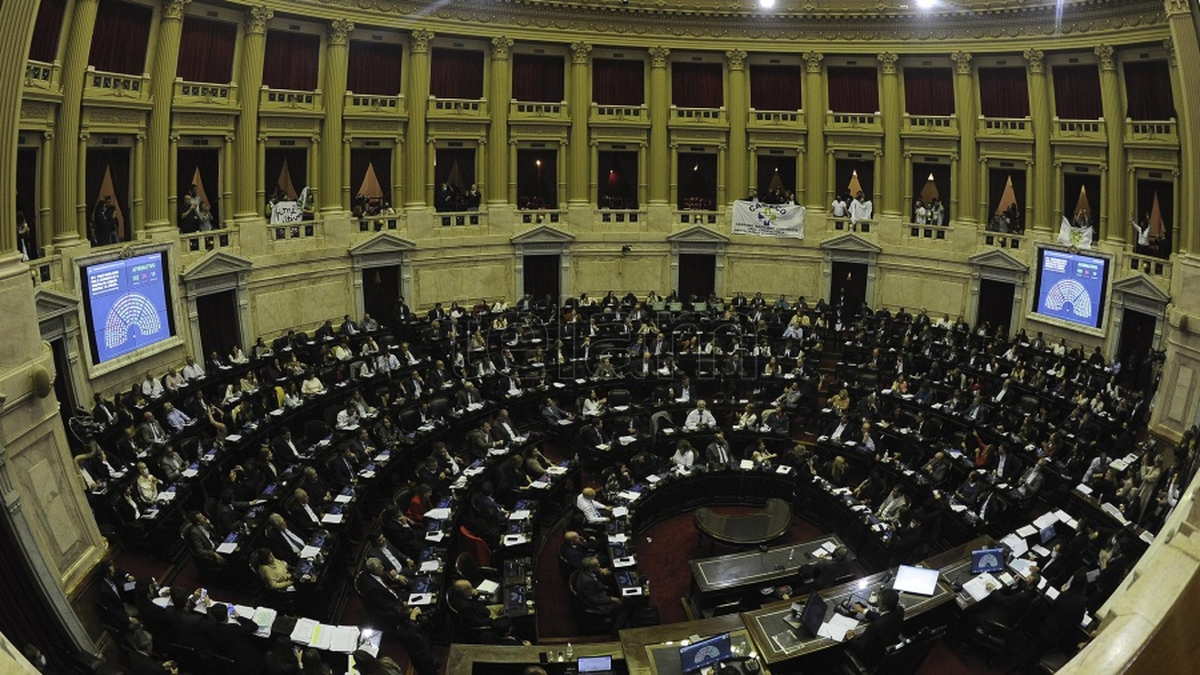 El oficialismo busca debatir una intensa agenda.