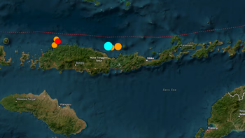 Un terremoto de 7.7 grados sacudió Indonesia