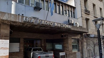Radio Nacional: eliminaron la dirección de 49 emisoras provinciales