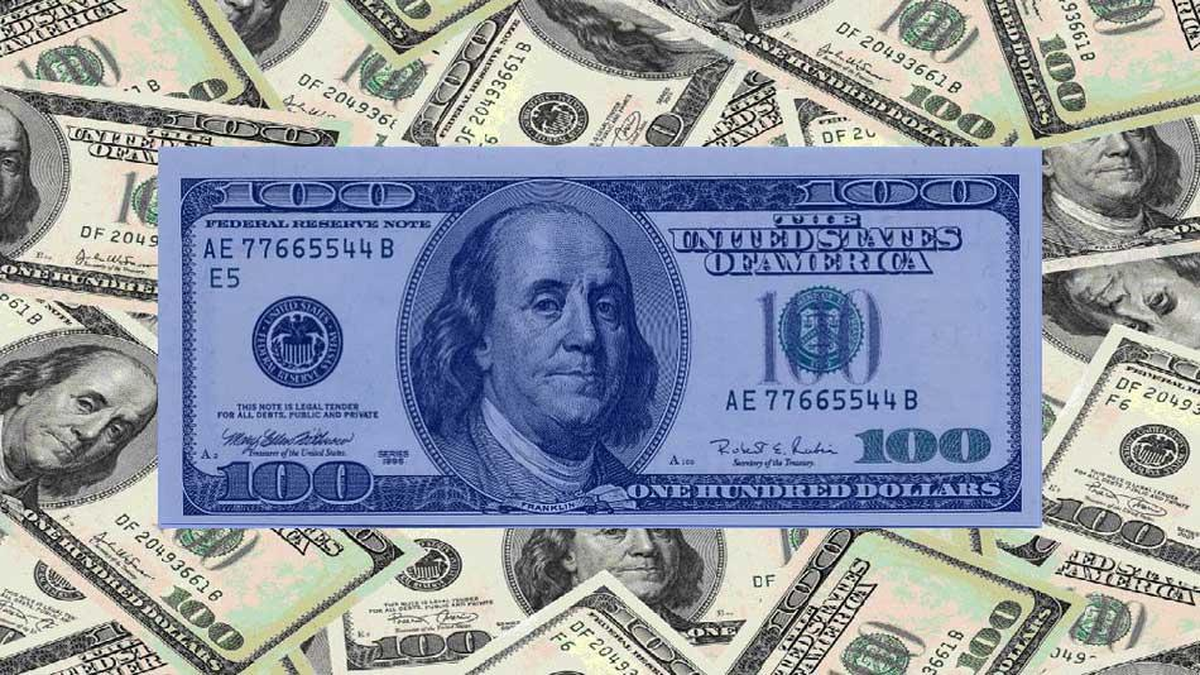 A cuánto cerró el dólar blue en el inicio de la semana