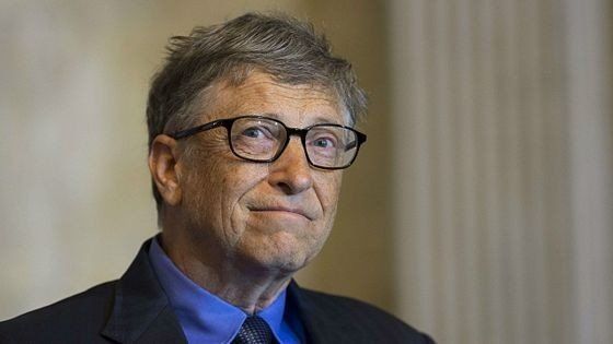 Las 8 canciones que se llevaría Bill Gates a una isla desierta